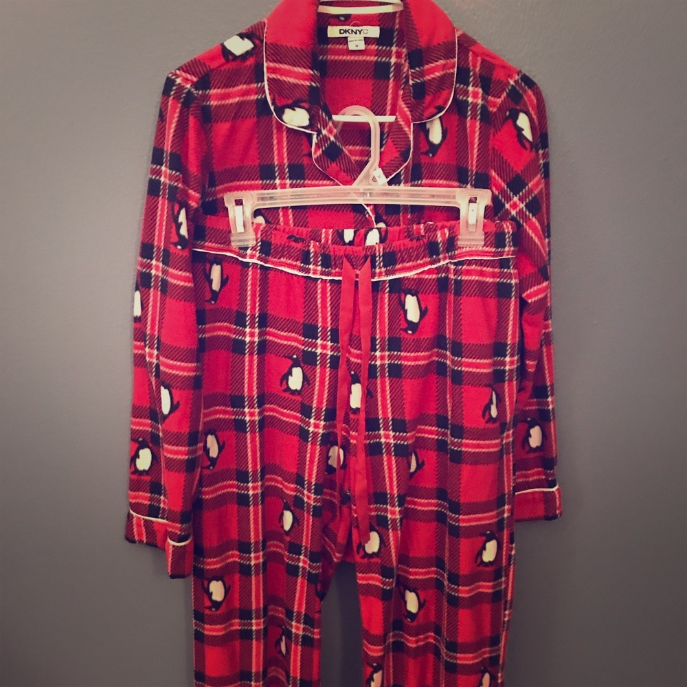 The COMFIEST flannel penguin PJ set! (Unisex)
